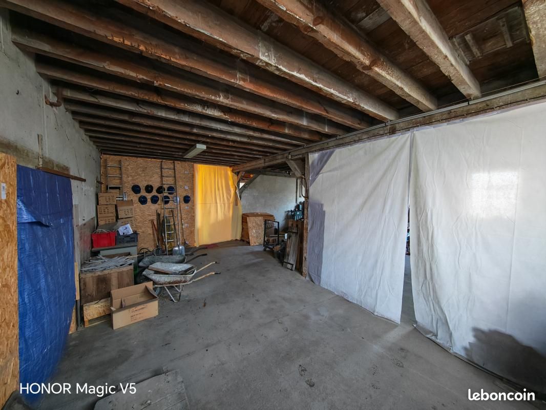 Immeuble 15 pièces 2 850 m² (image 5)