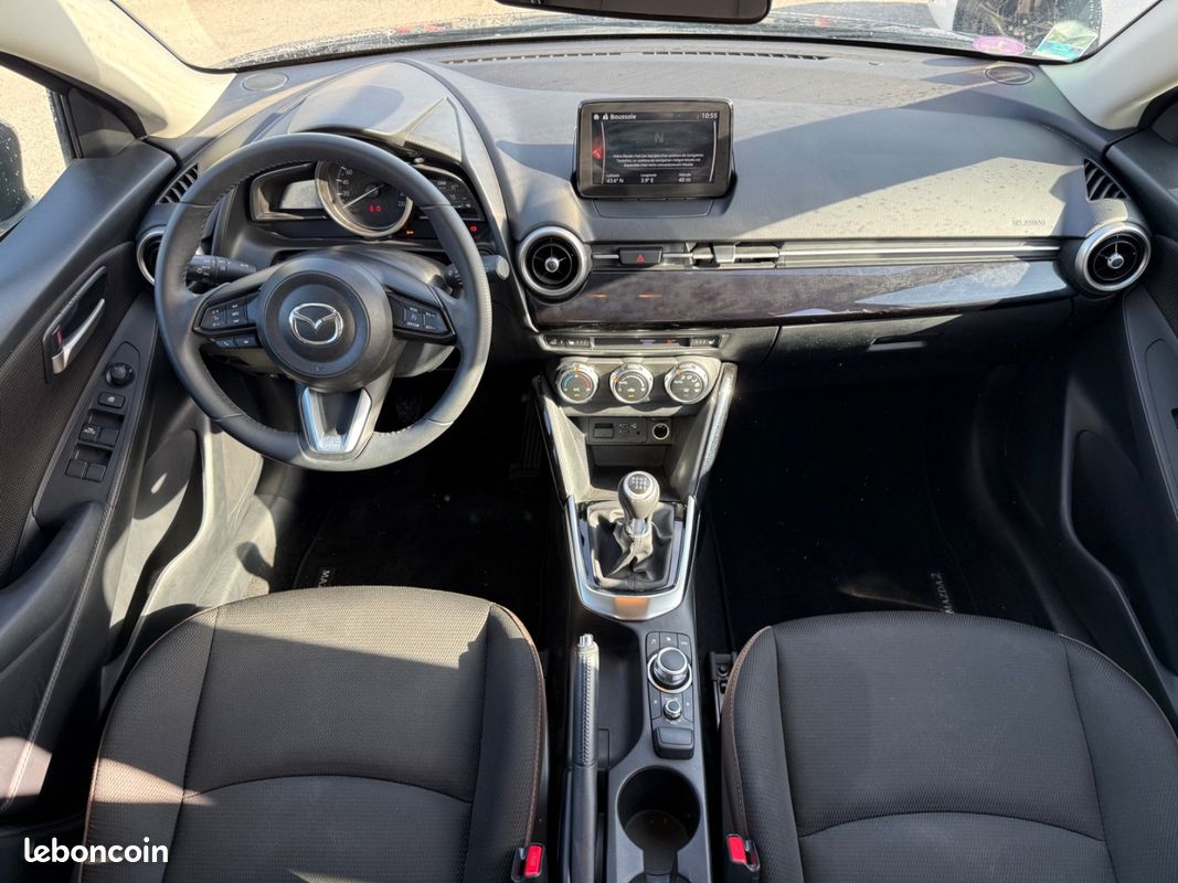 MAZDA 2 1.5 SG-H Signature (image 8)