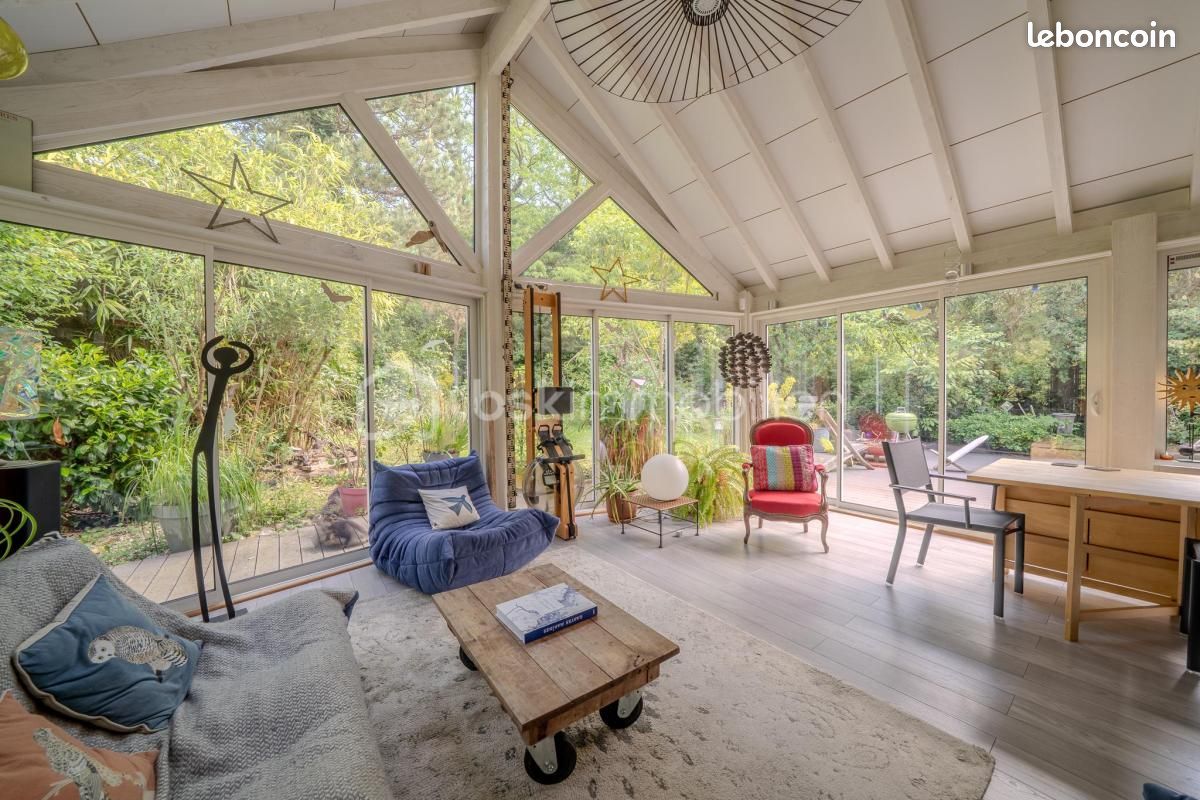 Maison 6 pièces 200 m² · à Saint-Avertin · 200 m² · 575 000 €