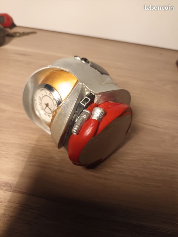 Horloge casque (image 3)