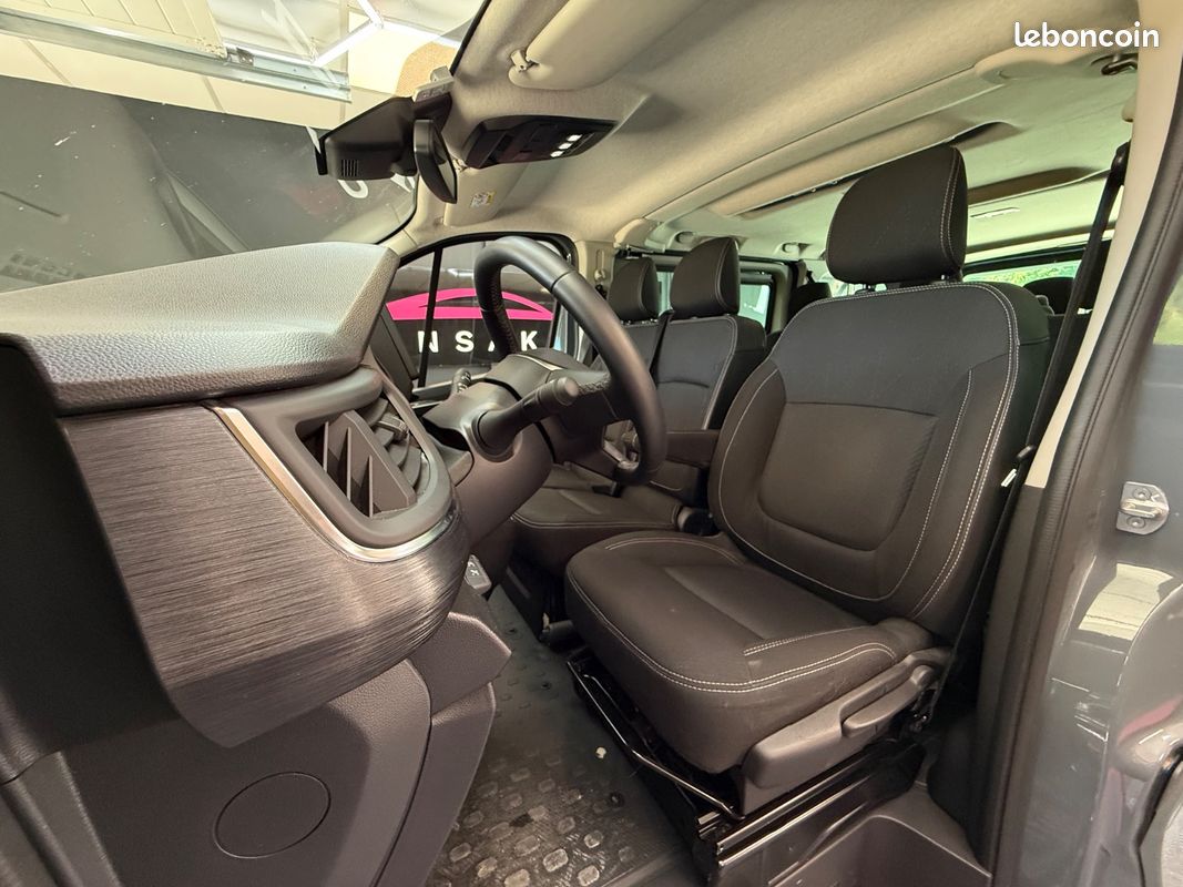 RENAULT TRAFIC III Combi Phase 3 L1 2.0 dCi 16V EDC6 SS Intens 9 Places (image 39)
