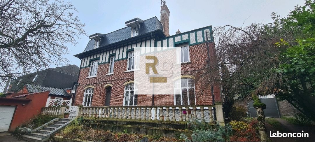 Maison 10 pièces 360 m² · à Liévin · 360 m² · 553 000 €