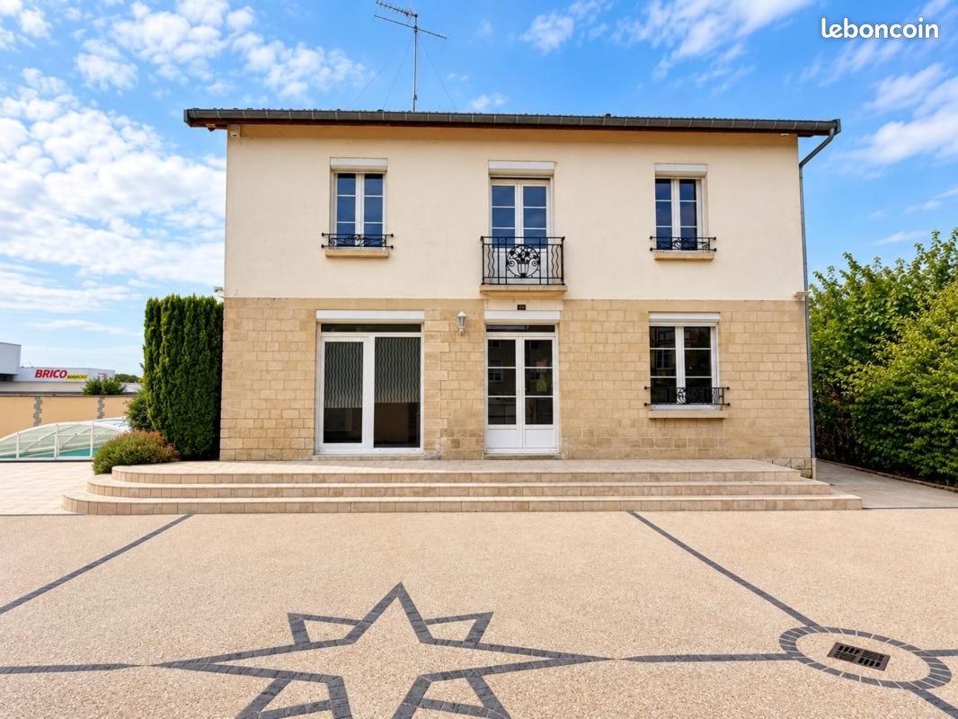 Maison 7 pièces 198 m² · à La Porte du Der · 198 m² · 312 000 €