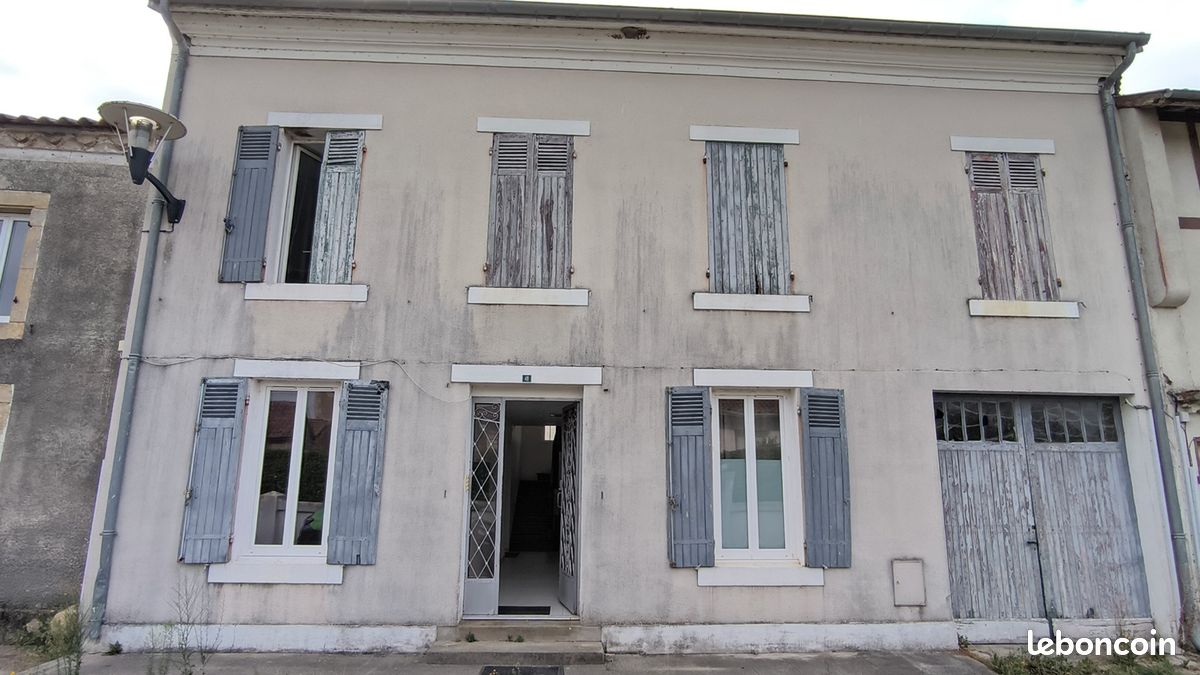 Immeuble 10 pièces 150 m² · à Cazères-sur-l'Adour · 150 m² · 225 000 €
