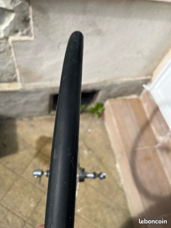Roue arrière Mavic GP4 avec boyau (image 4)