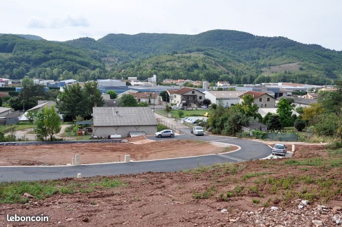 Terrain 760 m² Saint Affrique · à Saint-Affrique · 40 800 €