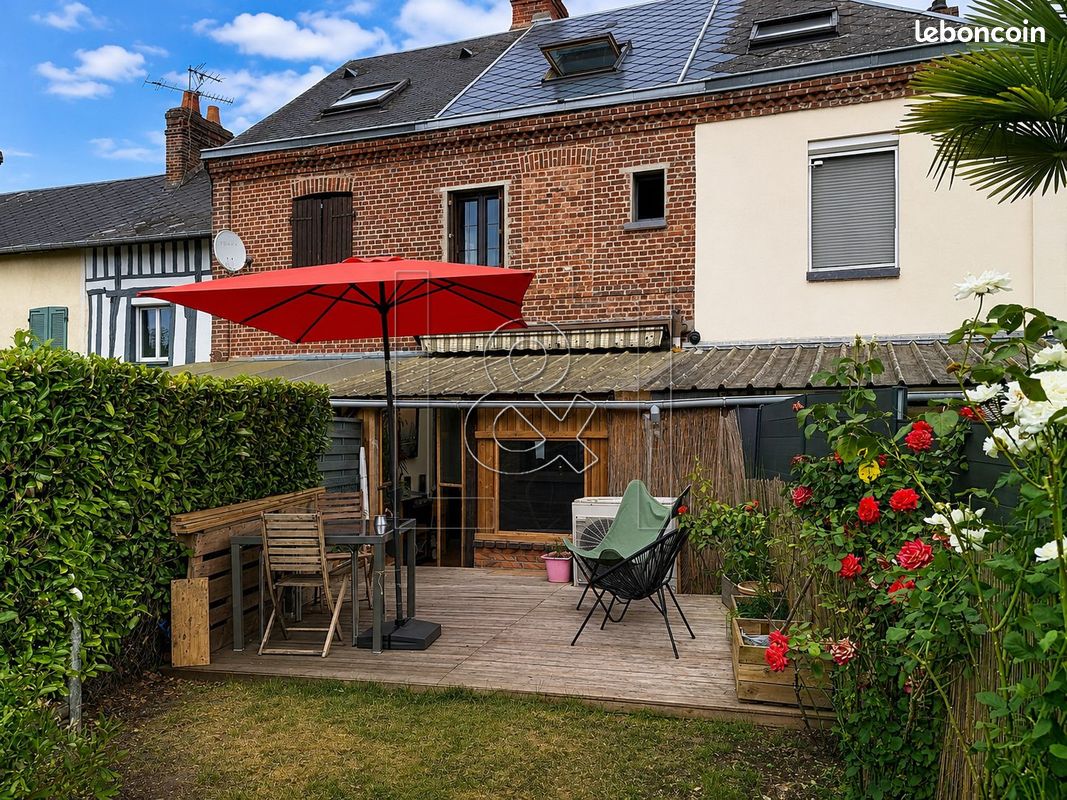 Maison 3 pièces 64 m² · à Saint-Léger-du-Bourg-Denis · 64 m² · 159 750 €