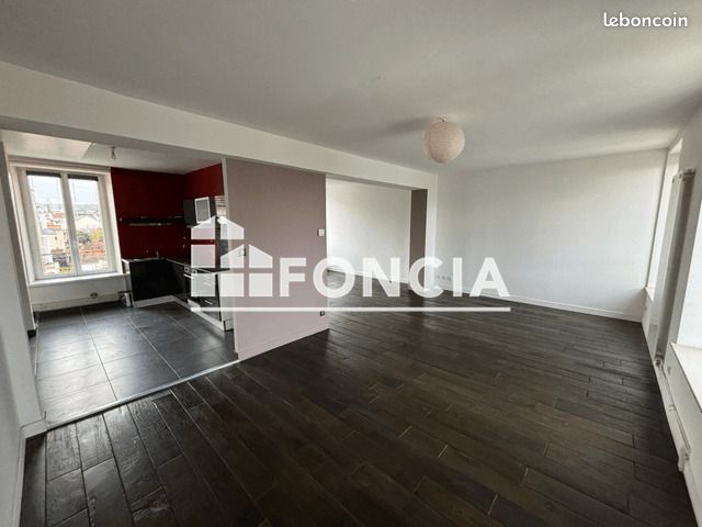 Appartement 3 pièces 74 m² · à Nancy · 74 m² · 830 €