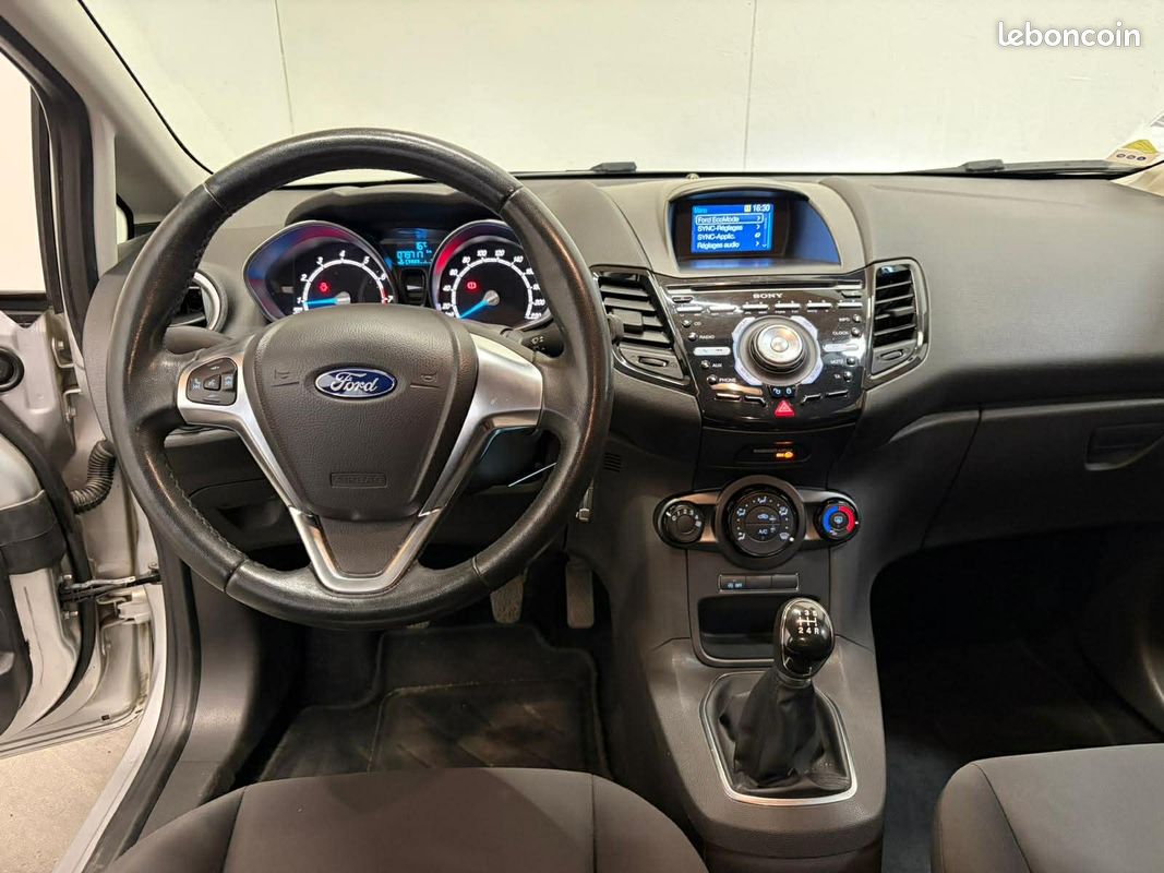Ford Fiesta 1.0 EcoBoost 100ch Stop&Start Edition 5p/ Distribution neuve/ 2 ème main (image 4)
