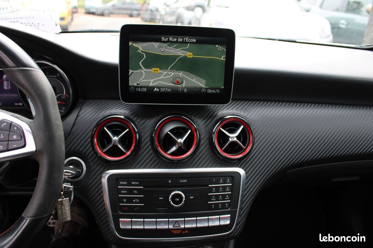 Mercedes CLASSE A 45 AMG "4MATIC" 380 CV GPS CAMÉRA JA 19 USB RECARO FULL LED BOITE SPEEDSHIFT-DCT (image 14)