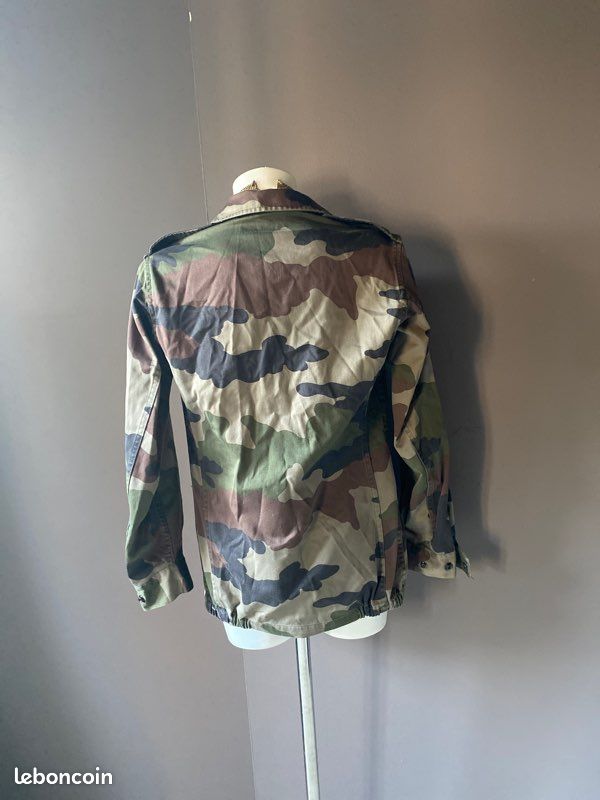 Veste militaire (image 2)