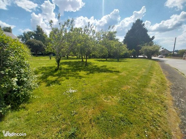 Terrain 1000 m² CHATILLON EN VENDELAIS