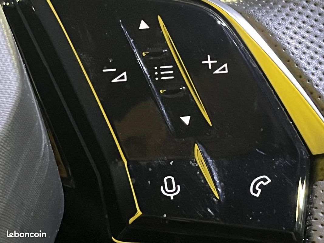 PEUGEOT 5008 1.2i Hybrid -145CV - BV e-DCS6 III GT (image 25)