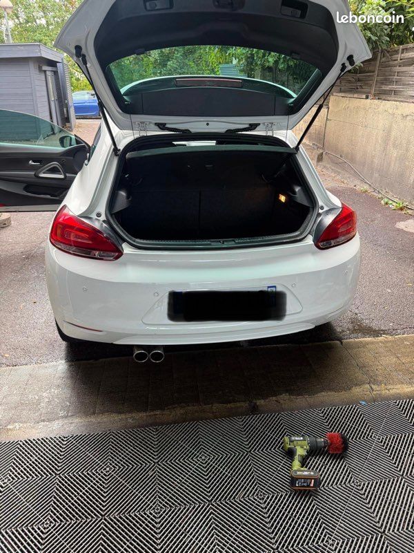 Volkswagen Scirocco 2.0 TDI 140 ch - (image 1)