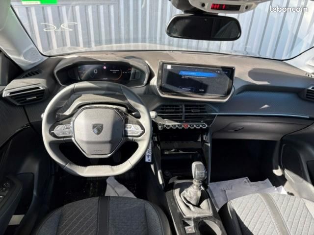 Peugeot 208 100 S&S BVM6 Allure (image 5)