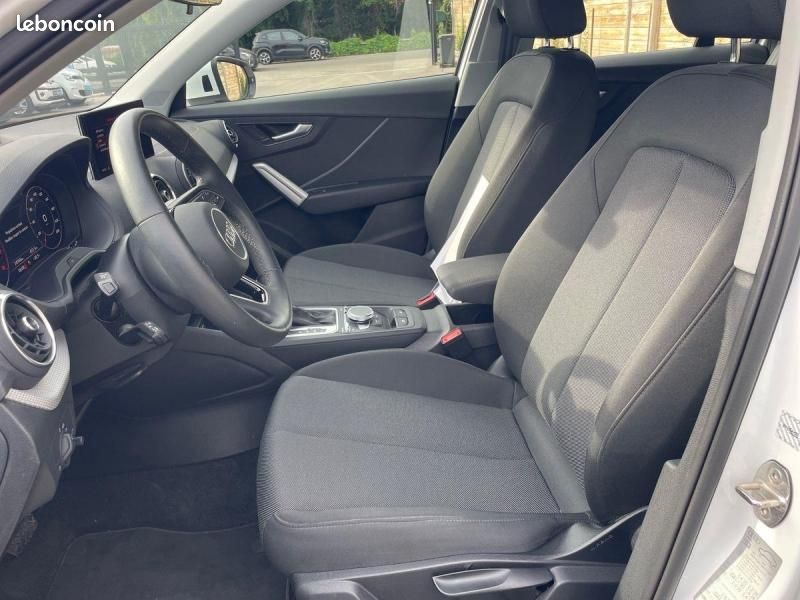 Audi Q2 35 TFSI 150ch Business Executive S tronic 7 (image 24)