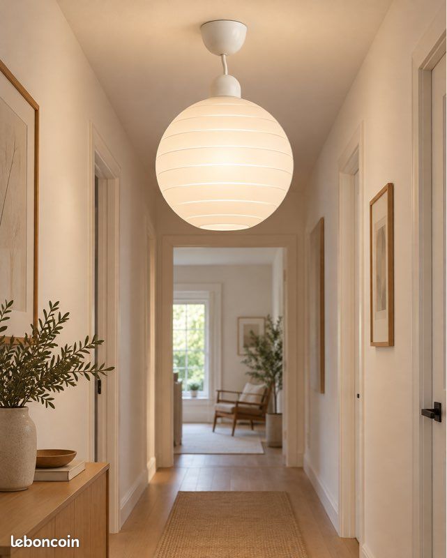 Suspension luminaire boule blanche striée – globe dépoli – style moderne (image 2)