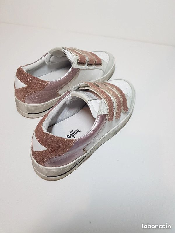 Chaussures Femme Chaussures HÃ¶gl Soldes Semerdjian Garen Basket