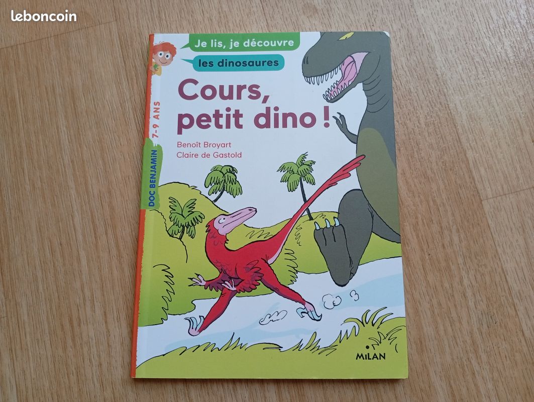 Cours, petit dino (image 1)