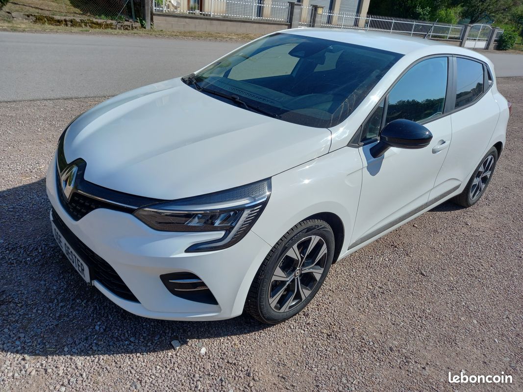 Clio v ste 1.6 e-tech 145 evolution gps camera 30202 kms garantie 12 mois partout en france (image 3)