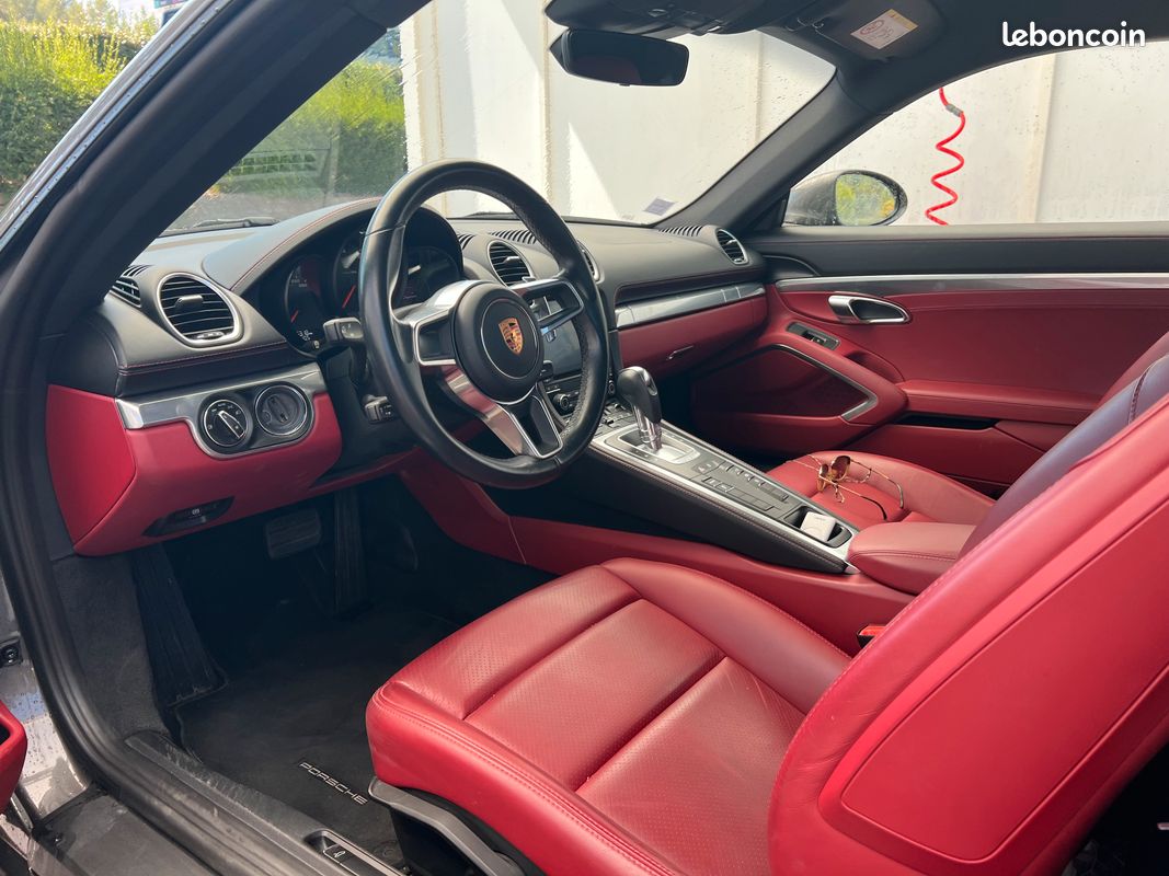 Porsche CAYMAN 2.0 300 (image 3)