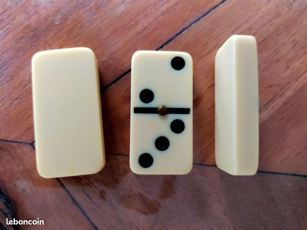 Ancien Jeu De Dominos - Boîte Bois Et 28 Dominos En Bois - Vintage, Sans Marque