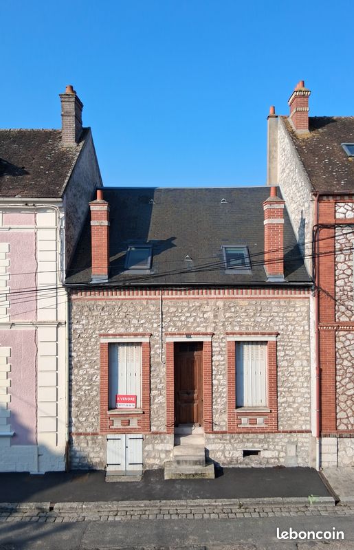 Maison 6 pièces 120 m² · à Nemours · 120 m² · 230 000 €