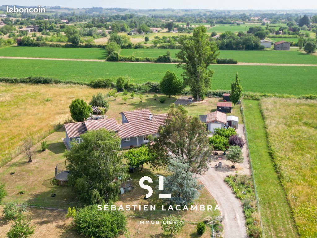 Maison 7 pièces 169 m² · à Gaillac · 169 m² · 349 000 €