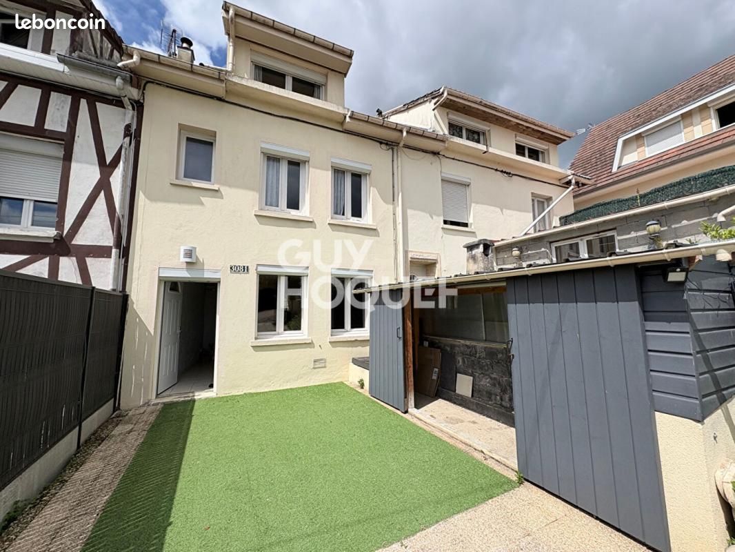 Maison 4 pièces 75 m² · à Oissel-sur-Seine · 75 m² · 140 000 €