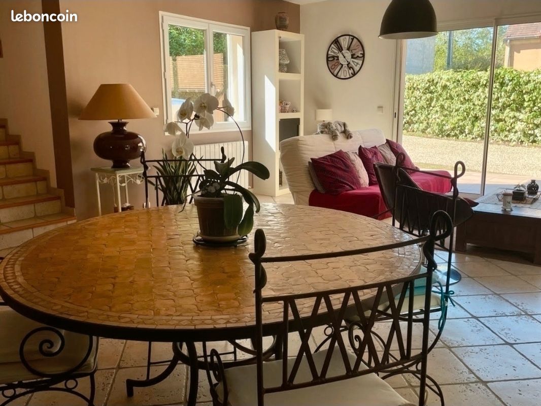 Maison 7 pièces 201 m² · à Orgerus · 201 m² · 565 000 €