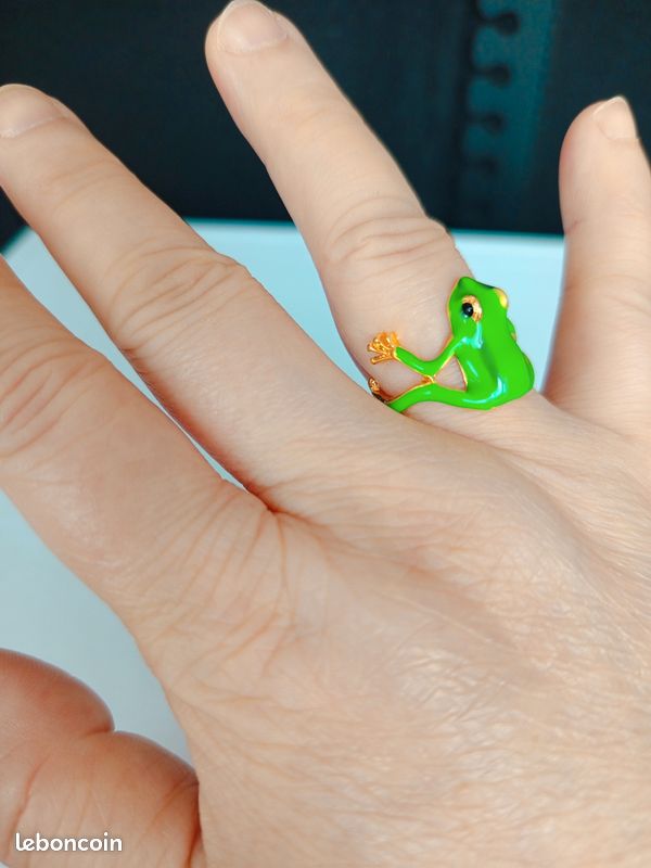 Jolie bague en résine acrylique en forme de grenouille | Bijoux grenouille faits à la main | Bagues en acrylique mignonnes | Bague réglable en résine en forme de grenouille d'arbre