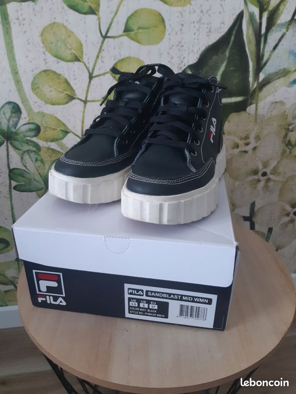 Baskets Fila sandblast mid black 37 Chaussures