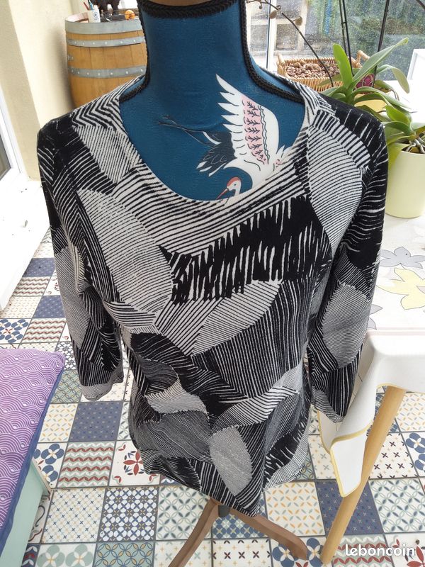 Vêtements Asiatique :: Vestes Asiatiques Femmes :: Veste Asiatique Femme Paris Magasin
