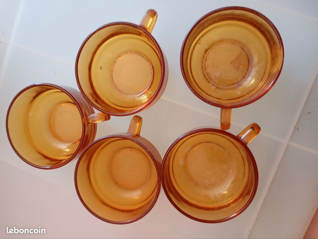 Tasses vintage (image 1)