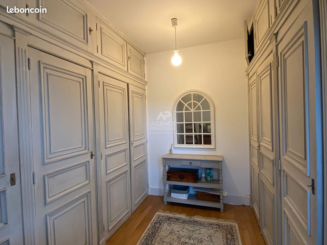 Appartement a louer saint-germain-en-laye - 5 pièce(s) - 135 m2 - Surfyn