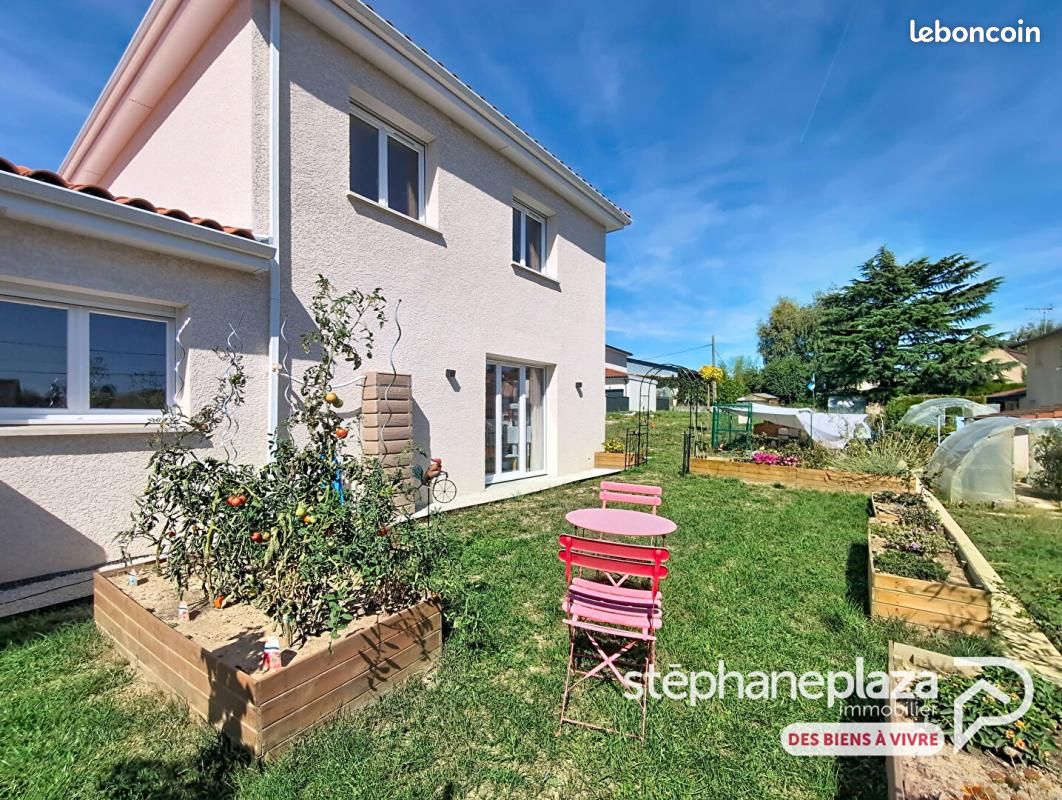 Maison 5 pièces 124 m² · à Chalamont · 124 m² · 375 000 €