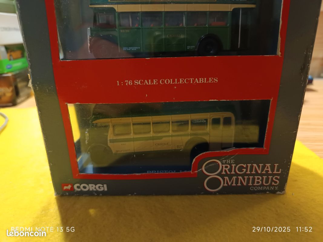 Lot De 2 Autobus Miniatures De Collection Corgi - Occasion