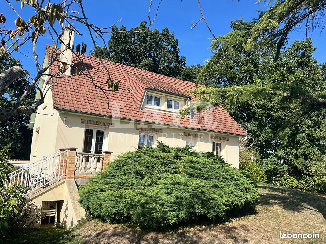 Maison 5 pièces 113 m² · à Écouché-les-Vallées · 113 m² · 190 800 €