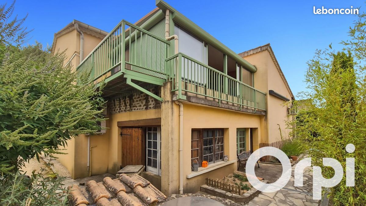 Maison 6 pièces 155 m² · à Bagnols-sur-Cèze · 155 m² · 249 000 €