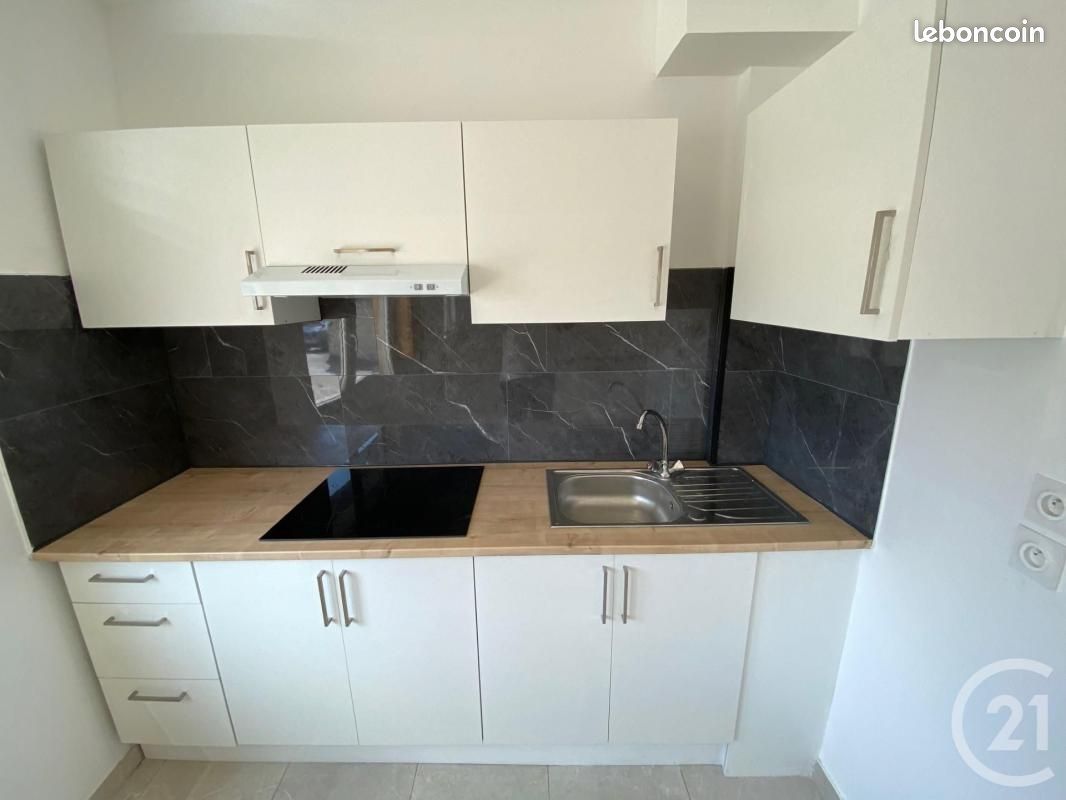 Appartement a louer mantes-la-ville - 3 pièce(s) - 63 m2 - Surfyn