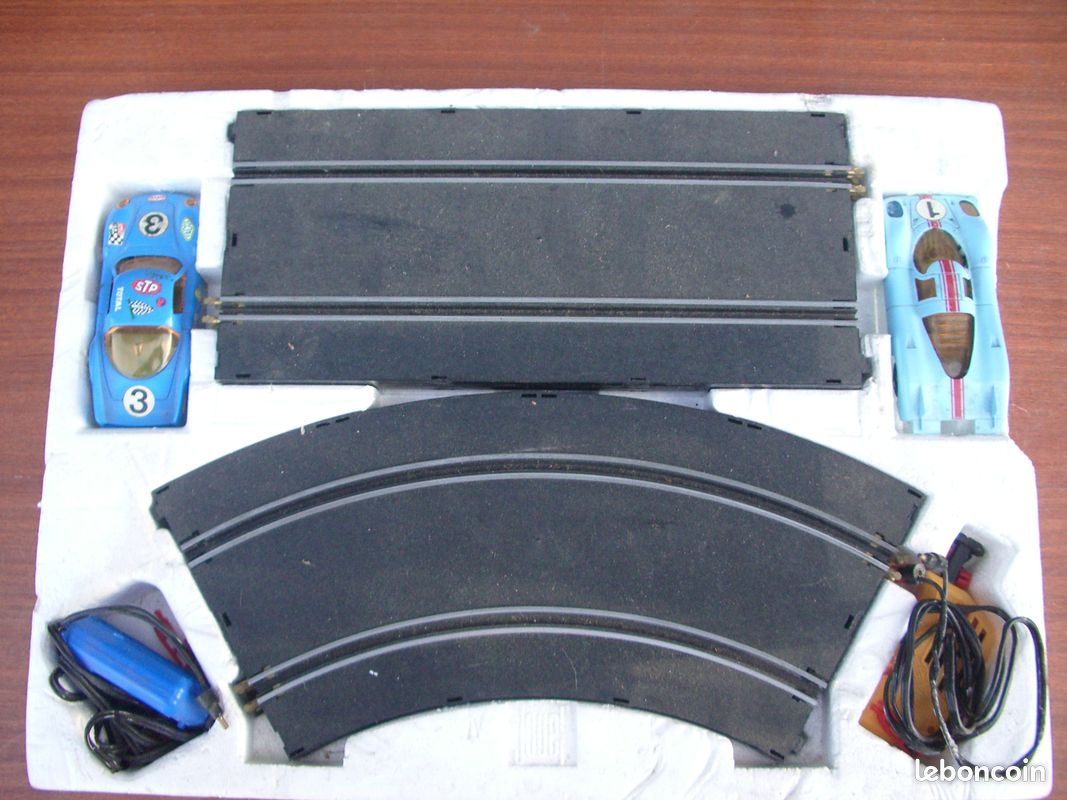 Voiture De Circuit Jouef Slot Alpine 3000 N°3 Bleue – Échelle 1/43, 12V