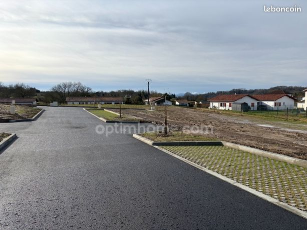 Terrain 610 m² Bidache