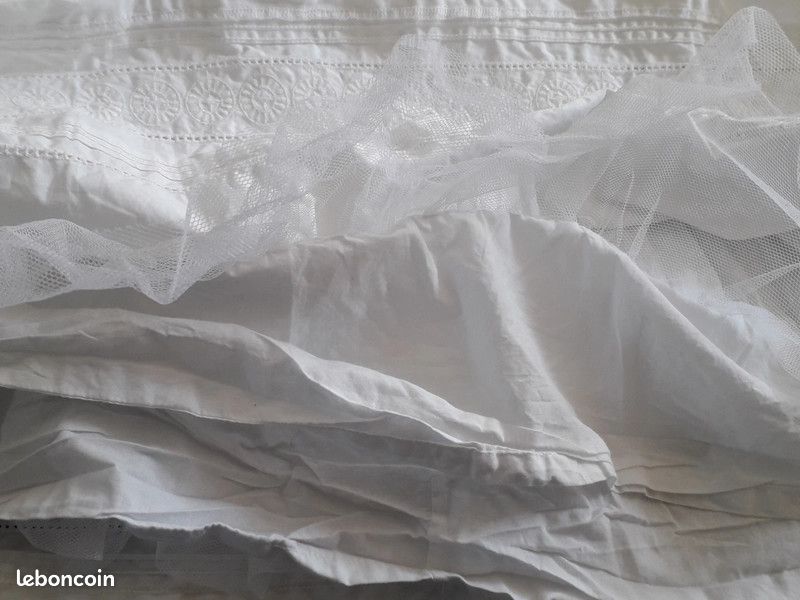 Robe de cérémonie blanche (image 5)
