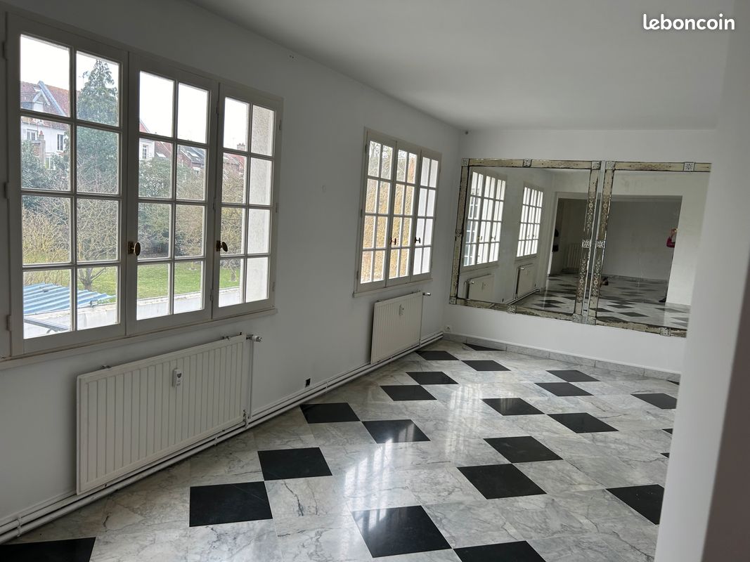 Appartement 3 pièces 120 m² · à Amiens · 120 m² · 1 150 €/mois
