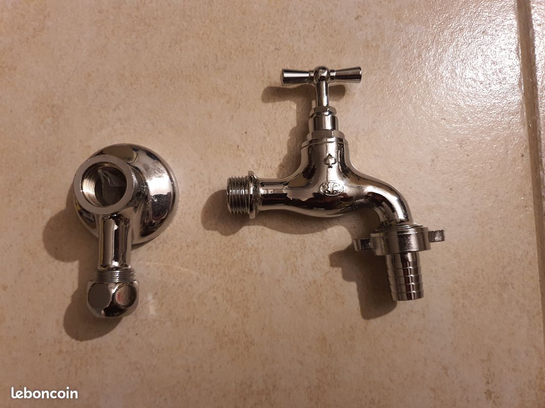 Robinet de puisage laiton chromé avec applique "NEUF" (image 2)