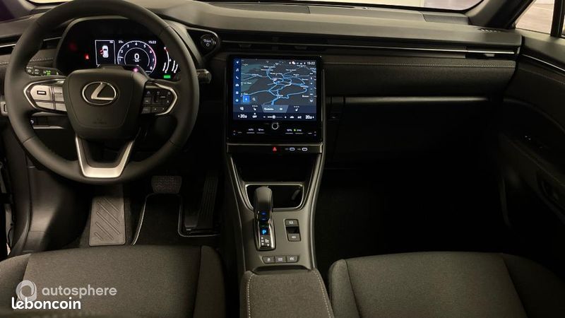 Lexus Lbx 1.5 136ch Business Plus 2WD MY26 (image 11)