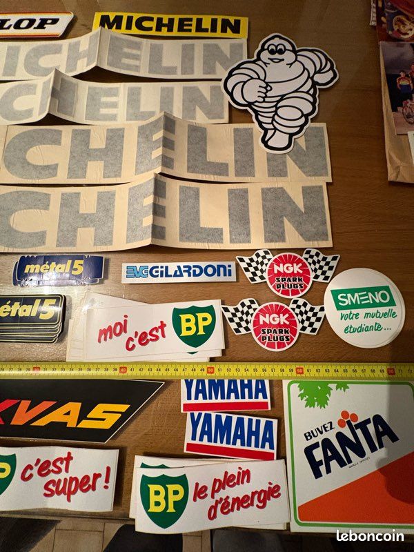Sticker Pilote Copilote Nom Drapeau personnalisé | MPA Déco