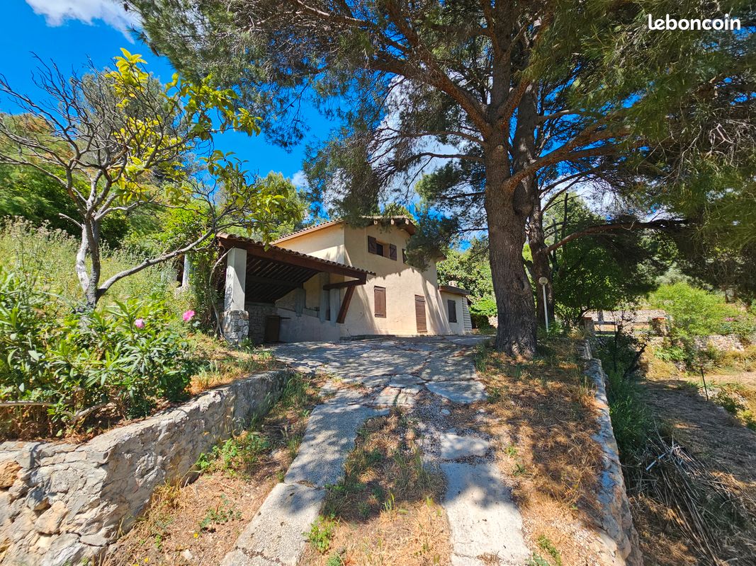 Maison 4 pièces 90 m² · à Roquevaire · 90 m² · 390 000 €