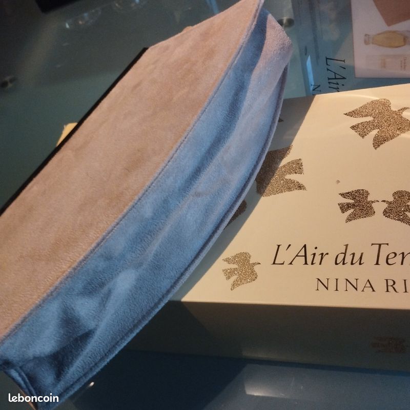 Sac pochette Nina Ricci l'air du temps neuve (image 7)