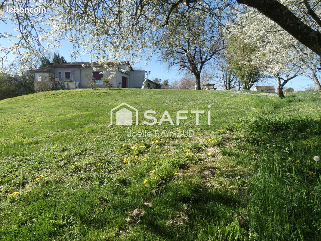 Maison 7 pièces 200 m² · à Saint-Benoît-de-Carmaux · 200 m² · 204 000 €